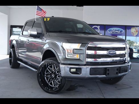 Used 2017 Ford F150 Lariat RWD image 1