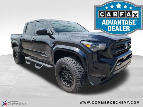 Used 2024 Toyota Tacoma SR5 AWD/4WD image 1