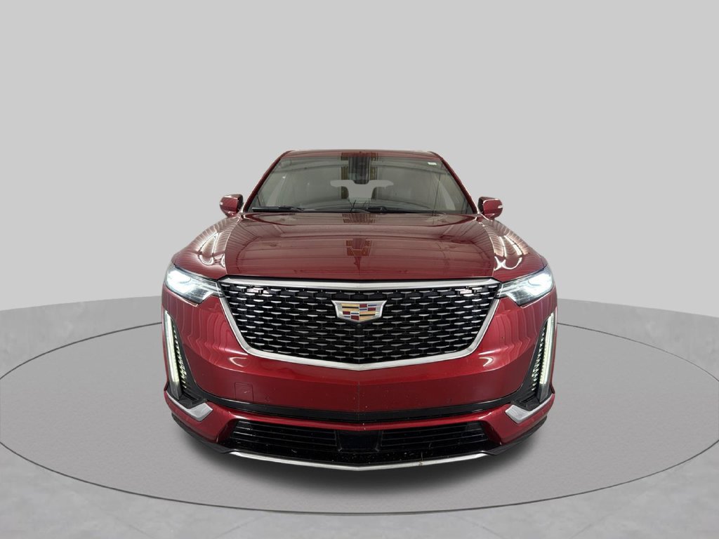 Used 2023 Cadillac XT6 Premium Luxury w/ Technology Package FWD image 4