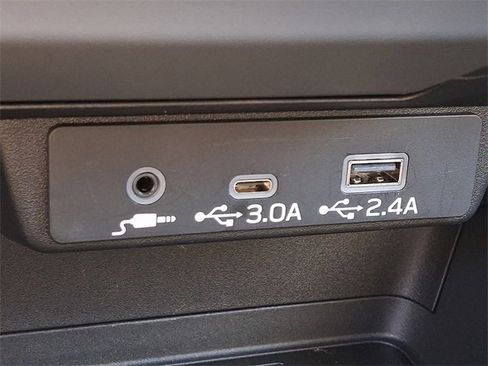 Used 2025 Subaru Crosstrek 2.5i Limited w/ Popular Package #3A image 23