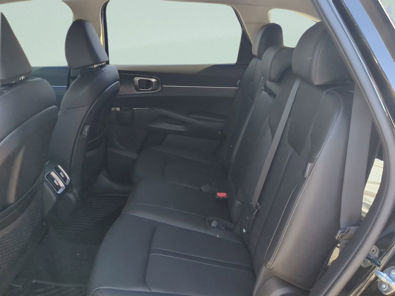 New 2026 Kia Sorento S FWD image 13