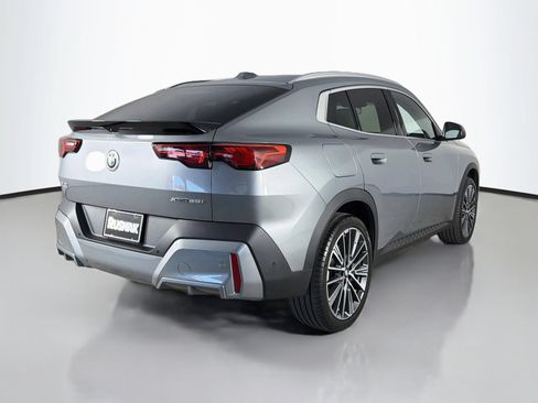 Used 2026 BMW X2 xDrive28i w/ Technology Package AWD/4WD image 7