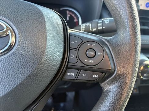 Certified 2024 Toyota RAV4 XLE FWD image 27