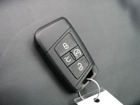 Used 2023 Volkswagen Arteon SEL w/ Arteon MDO Package image 37