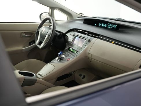 Used 2013 Toyota Prius Two FWD image 47