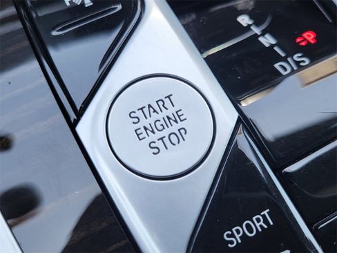 Used 2024 BMW X6 xDrive40i image 29