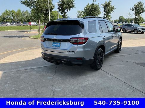 Used 2026 Honda Pilot Black Edition image 5