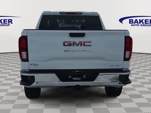 New 2026 GMC Sierra 1500 SLE image 6