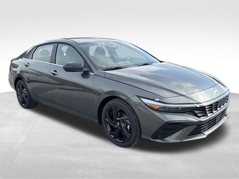 New 2026 Hyundai Elantra SEL Sport Premium FWD image 7