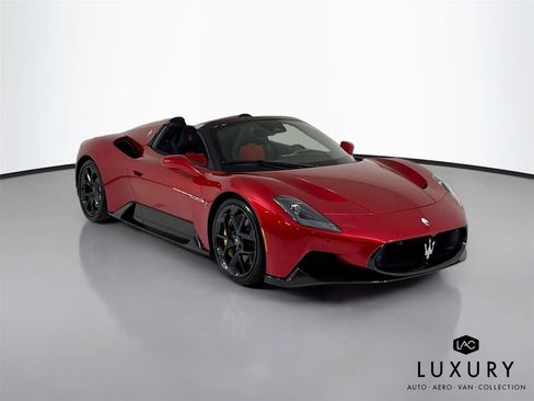 Used 2023 Maserati MC20 Spyder RWD image 3