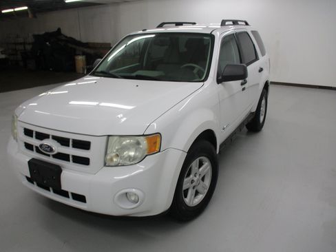 Used 2010 Ford Escape 4WD Hybrid image 3