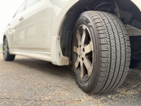 Used 2012 Nissan Sentra 2.0 SR w/ Special Edition Pkg FWD image 33
