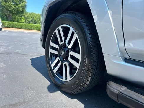 Used 2024 Toyota 4Runner Limited AWD/4WD image 13