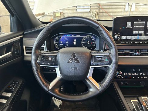 Used 2025 Mitsubishi Outlander SEL Black Edition AWD/4WD image 27