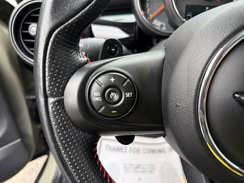 Used 2019 MINI Cooper S w/ Premium Package image 26