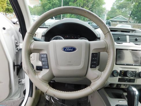 Used 2009 Ford Escape 4WD Hybrid image 8