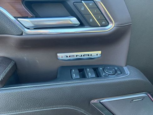 Used 2023 GMC Sierra 1500 Denali w/ Technology Package image 7