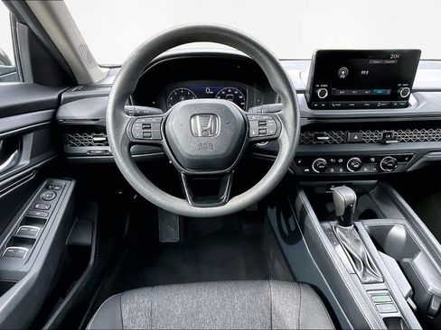 Used 2025 Honda Accord SE image 9