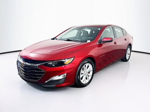 Used 2024 Chevrolet Malibu LT FWD image 3