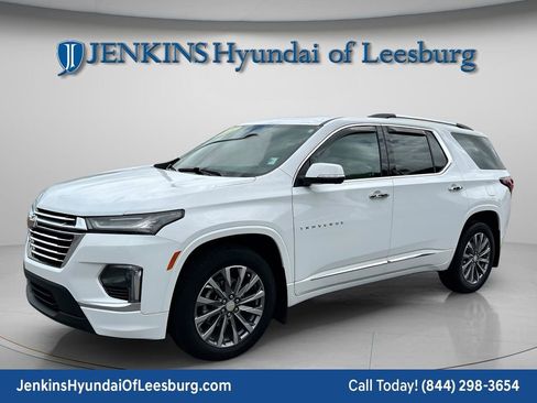 Used 2022 Chevrolet Traverse Premier image 11