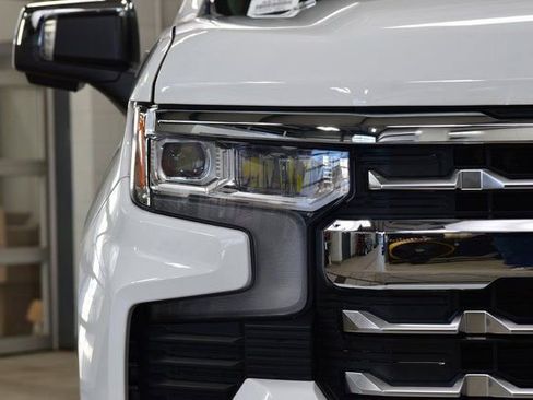 New 2026 Chevrolet Silverado 1500 LTZ w/ LTZ Premium Package AWD/4WD image 12
