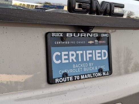 Certified 2023 GMC Yukon SLT w/ SLT Luxury Package image 31