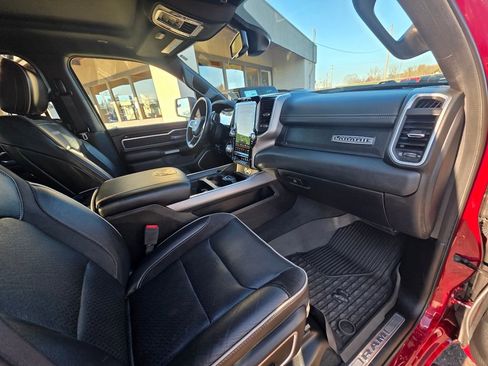 Used 2020 RAM 1500 Laramie w/ Sport Appearance Package image 18