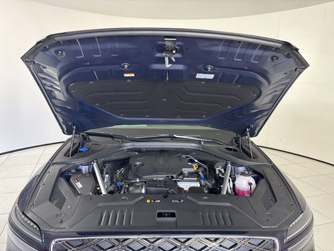 New 2026 Genesis GV70 2.5T Advanced AWD/4WD image 11