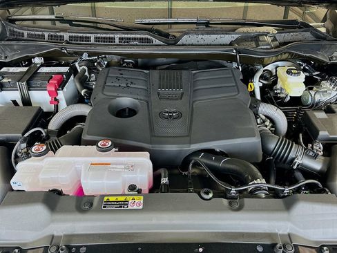 New 2026 Toyota Tundra 1794 Edition AWD/4WD image 8