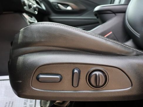 Used 2022 GMC Terrain SLT w/ LPO, Floor Liner Package AWD/4WD image 37