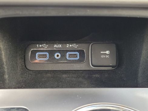 Used 2021 Jeep Grand Cherokee Laredo image 25