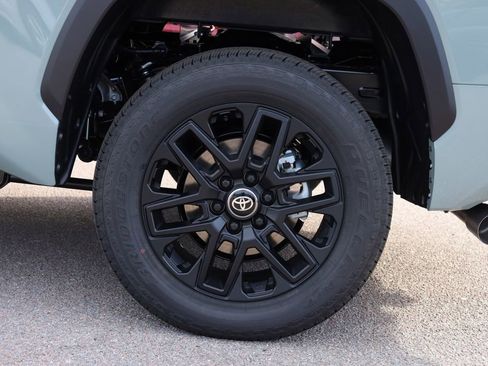 New 2026 Toyota Tundra Limited image 14