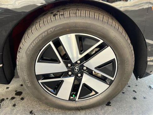 New 2026 Hyundai Ioniq 9 SEL AWD/4WD image 16