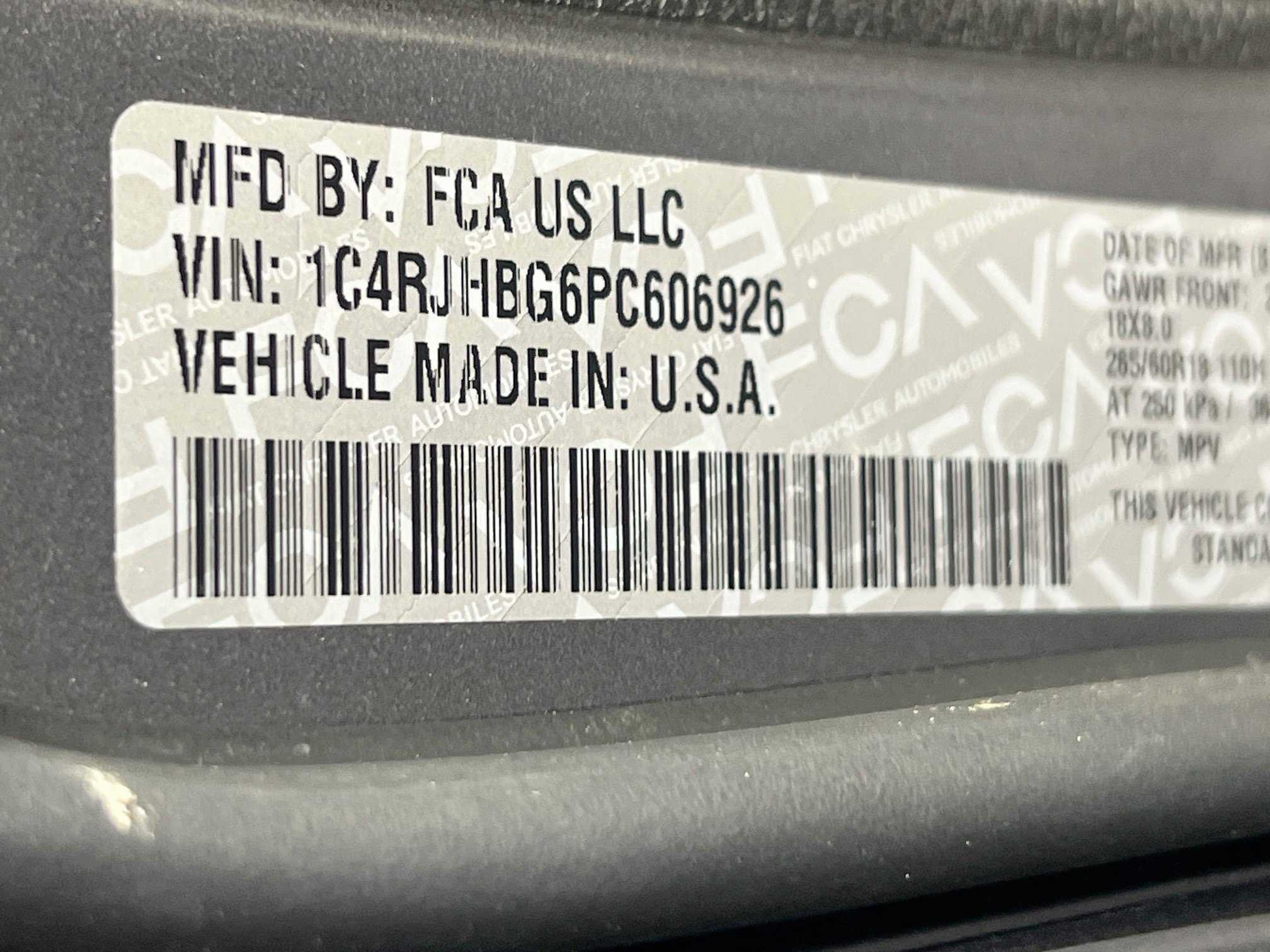 Used 2023 Jeep Grand Cherokee Limited AWD/4WD image 31