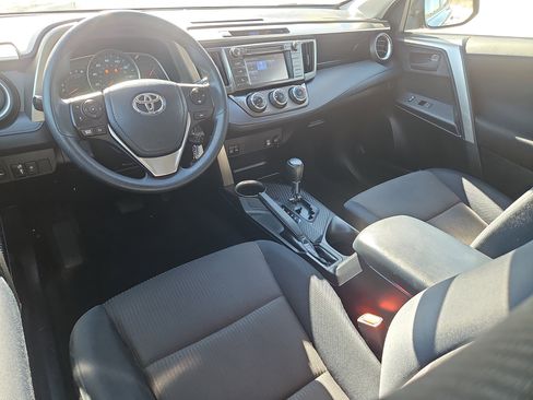 Used 2014 Toyota RAV4 LE image 3