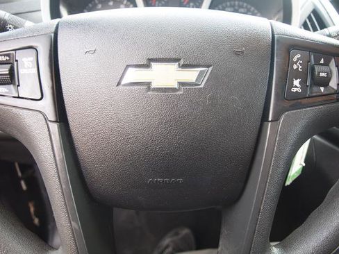 Used 2017 Chevrolet Equinox LS image 9