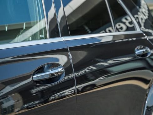Used 2024 Mercedes-Benz GLE 450e 4MATIC image 16