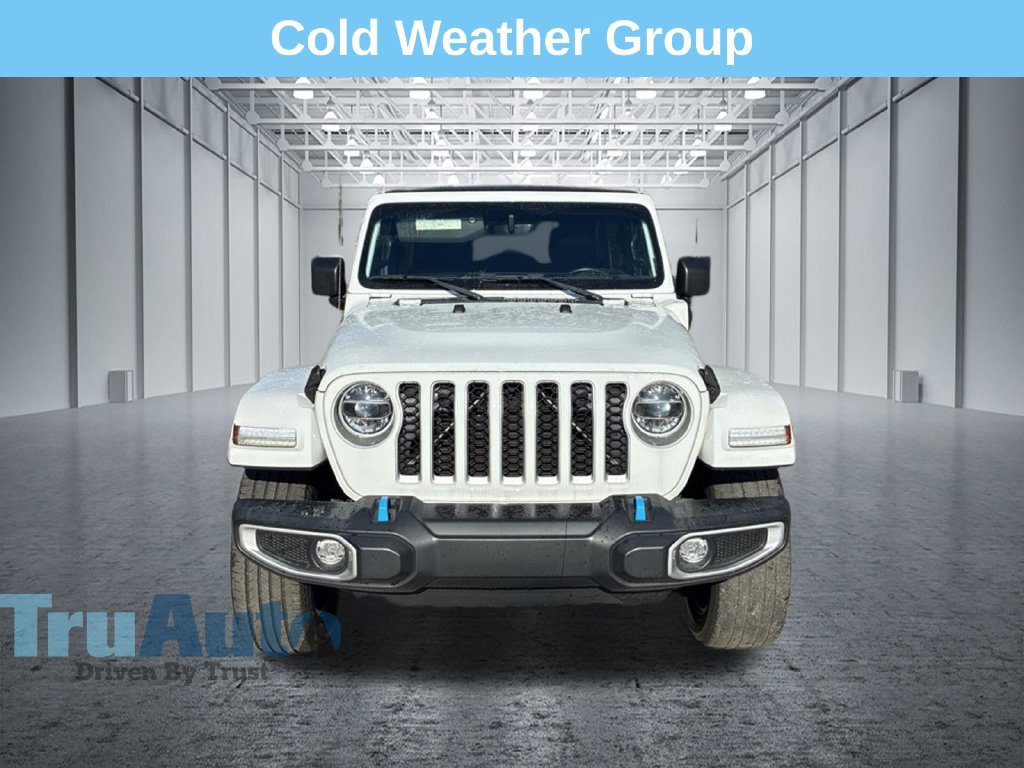 Used 2022 Jeep Wrangler Unlimited Sahara w/ Cold Weather Group AWD/4WD image 2