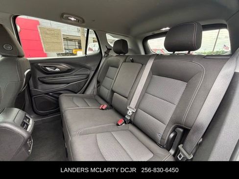 Used 2024 GMC Terrain SLE FWD image 15