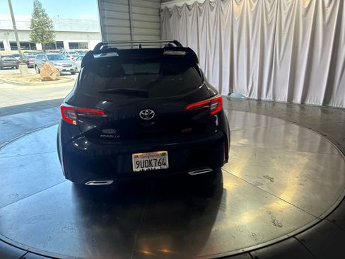 Used 2021 Toyota Corolla XSE FWD image 6