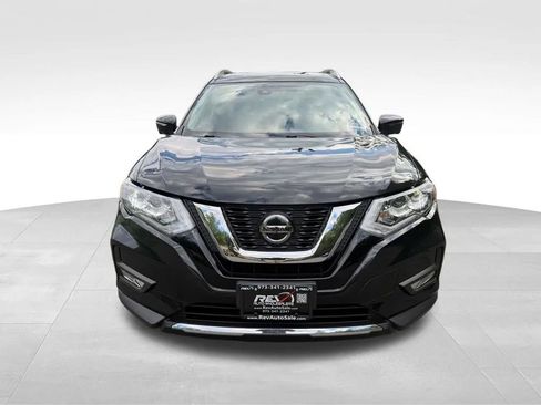 Used 2019 Nissan Rogue SL w/ Premium Package AWD/4WD image 11