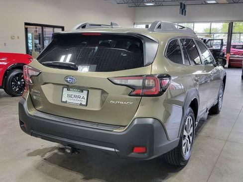Certified 2025 Subaru Outback Premium w/ Popular Package #1A AWD/4WD image 5