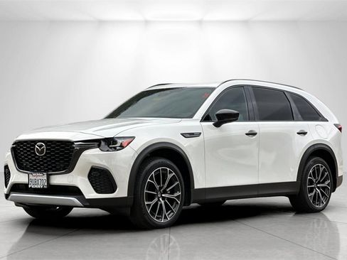 Certified 2025 MAZDA CX-70 Plug-In Hybrid w/ Premium Plus image 8