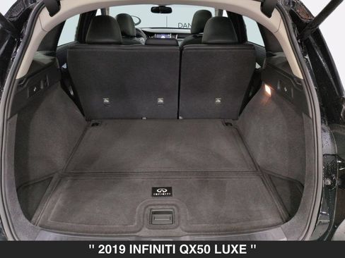 Used 2019 INFINITI QX50 Luxe w/ Cargo Package AWD/4WD image 4
