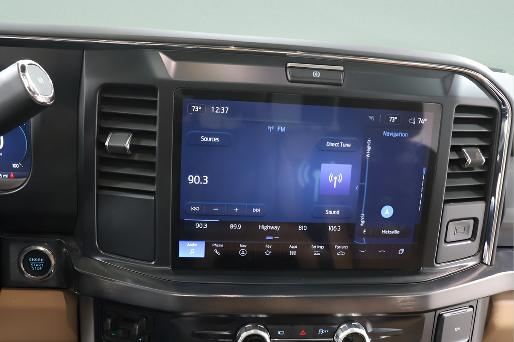 Used 2025 Ford F250 Lariat AWD/4WD image 12