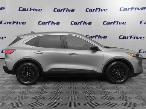 Used 2022 Ford Escape SE FWD image 7