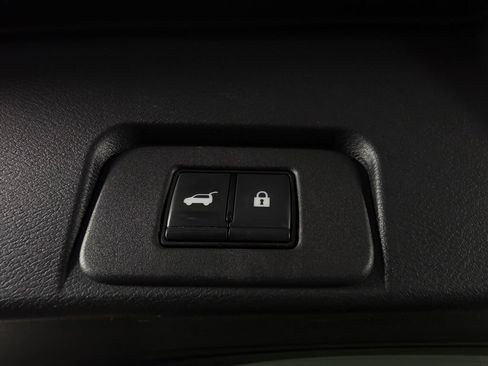 Used 2023 Nissan Rogue SL w/ SL Premium Package FWD image 16