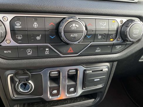 New 2026 Jeep Wrangler Sport S image 11