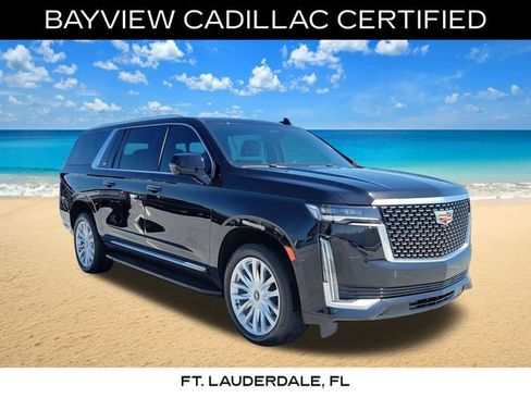Certified 2023 Cadillac Escalade ESV Luxury AWD/4WD image 9