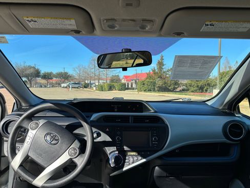 Used 2012 Toyota Prius C Three image 20